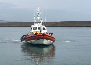 Sbarcati a Crotone 41 migranti, soccorsi a largo dalla Guardia Costiera e Guardia di Finanza