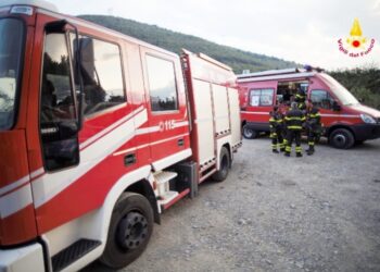 Si perde in Sila e smarrisce la strada le ritorno, salvato dai Vigili del Fuoco