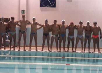 L’Asd Nuotatorikrotonesi in soccorso della Rari Nantes L. Auditore