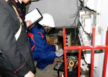 Cirò Marina, sottrae illegalmente energia elettrica: arrestato dai Carabineri