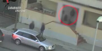 Crotone: Spaccio di droga vicino le scuole coinvolgendo di minori, 13 arresti