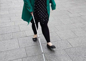 Falsa cieca da 21 anni, maxi truffa all’Inps: la Guardia di Finanza sequestra 263mila euro