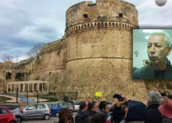 Festaprotesta Halloween per il Castello di Carlo V di Crotone che ormai da quasi 2 anni è chiuso al pubblico