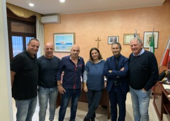 Fratelli d’Italia incontra la Commissione del Comune di Cirò Marina: Blocchetti scontati della Mensa scolastica fino a dicembre