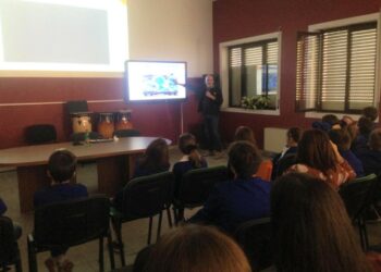 Il Geologo Cufari all’Istituto Comprensivo di Cariati per conoscere la terra