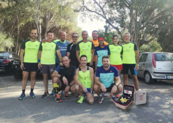 L’artista di Cirò Marina Valeria Mazzotta dona un defibrillatore alla “Cirò Marina che Corre”