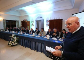 Oliverio da Crotone lancia un patto tra imprese, lavoro e istituzioni