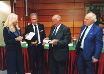 Riconoscimento dalla Norman Academy Florida USA al crotonese Giuseppe Crea, figlio dell’eroe della seconda guerra mondiale