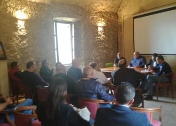Svolta l’Assemblea del Gal Kroton nella Torre Aragonese di Melissa, ordine del giorno 3 consiglieri dimissionari