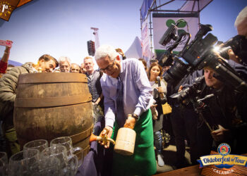 Tutti in alto i boccali e al via Oktoberfest! oggi alle ore 17 dal municipio di Rende prenderà il via la grande parata inaugurale