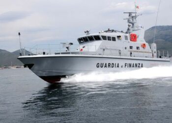 Barca a vela con 46 migranti sbarca sulla costa ionica, quinto sbarco in 10 giorni