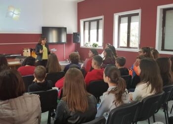 Al Comprensivo di Cariati un “Libriamoci” appassionante su Gianni Rodari, lettura dei giornali e cambiamenti climatici