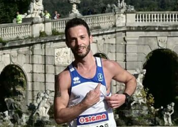 “Cirò Marina che Corre” porta i propri colori in Campania a Caserta, alla sesta edizione della “Reggia Reggia Half Marathon”