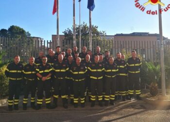 Esplosione cascina ad Alessandria. Morti tre Vigili del fuoco, ferito un Carabiniere: Un minuto di raccoglimento al Comando Vigili di Crotone