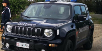 Isola Capo Rizzuto: sorpresi con merce rubata, arrestati dai Carabinieri