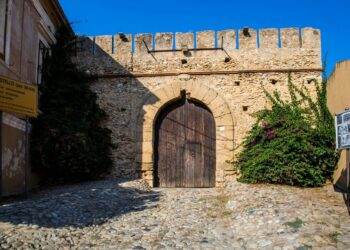 L’assessore Galdieri: troppi “Ponzio Pilato” sul Castello Carlo V, la città lasciata sola