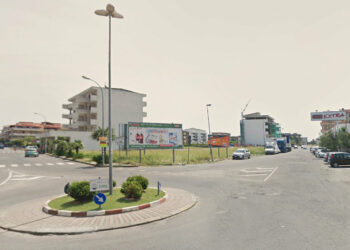 Passaggi livello a Cirò Marina chiusi per 20 minuti, il M5s chiede ai Commissari di aprire strada che collega rotonda Asl a Brisi