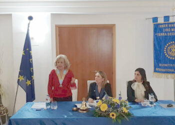 La Governatrice Cristina La Grassa Fiorentino in visita al “Club Inner Wheel” di Cirò Marina