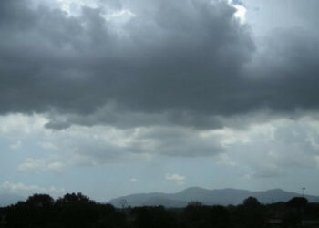 Allerta Meteo “Rossa”: Scuole Chiuse a Cariati per la giornata di oggi e martedi 12 novembre