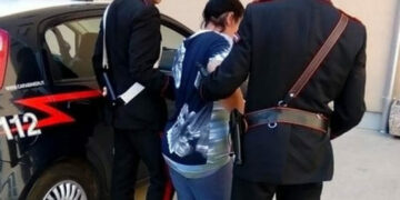 I Carabinieri arrestano due donne rumene per furto con strappo ai danni un 68enne