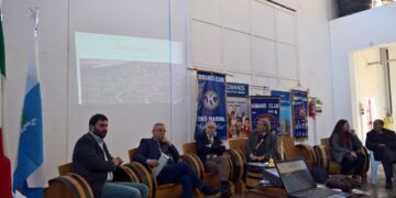 Cirò Marina: “Festa del vino e dell’amicizia” nella storica Cantina Francesco Malena, presentato il Club Kiwanis “Apollo Aleo”