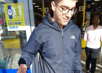 Crotone: i ragazzi di Solidarietà Nazionale effettua la raccolta alimentare natalizia