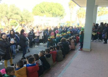 “Festa dell’albero” il circolo legambiente Nicà insieme agli alunni dell’Istituto Alcmeone di Crotone