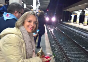 La Luce della Pace arrivata a Lamezia con il Treno, consegnata a centinaia di Scaut, fra questi anche gli Adultiraider di Cirò Marina