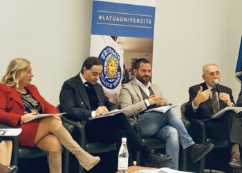 Rocca e Santacroce in difesa dei Consumatori presentano a Crotone in due giorni di convegno la piattaforma “Conciliaweb”