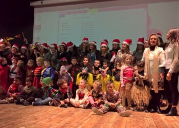 “Io e te..un popolo di amici” lo spettacolo natalizio del Baby Kinder Park di Cirò Marina