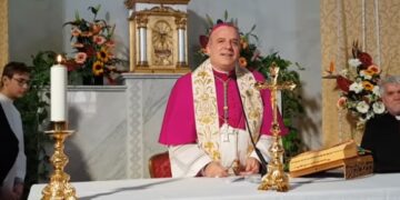 L’Arcidiocesi di Crotone – Santa Severina ha accolto con gioia il suo nuovo Pastore, Mons. Angelo Raffaele Panzetta