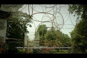 Yona Friedman, le molte vite di un utopista verticale che sognava città totali