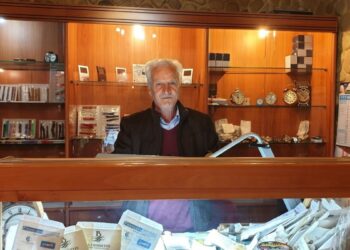 Chiude l’ultimo orologiaio di Cirò Marina
