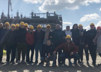 Gli alunni del corso CAT dell’Istituto “Gangale” di Cirò Marina dalla scuola al cantiere