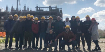 Gli alunni del corso CAT dell’Istituto “Gangale” di Cirò Marina dalla scuola al cantiere
