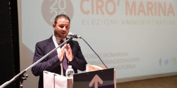 Il candidato a Sindaco Giuseppe Dell’Aquila si presenta ai cittadini di Cirò Marina