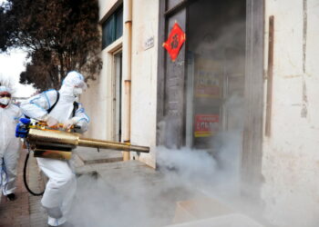 Coronavirus: il Commissario Straordinario di Crotone da il via alla sanificazione delle strade cittadine