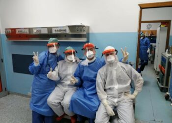 Il Club Kiwanis “Apollo Aleo” di  Cirò Marina dona 40 visiere al personale del Pronto Soccorso dell’Ospedale di Crotone