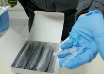 La Finanza sequestra 900 falsi kit per la diagnosi del Coronavirus