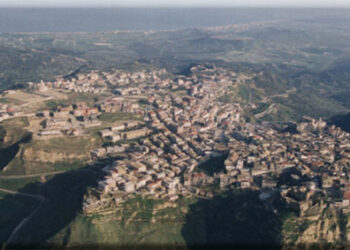 Coronavirus: aumento casi di contagio a Strongoli. Caligiuri scrive al presidente Santelli ed ai Commissari straordinari