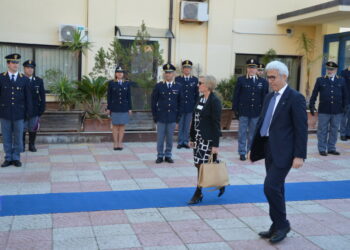 La Polizia di Stato festeggia oggi il 168° anniversario della sua fondazione, celebrazione nel piazzale interno della Questura di Crotone