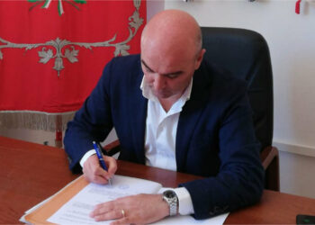 Coronavirus: il sindaco di Melissa Raffaele Falbo dice No alla riapertura delle attività commerciali