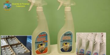 Sequestrati dalla Finanza 1770 prodotti “sanificante-battericida” irregolari, denunciati 3 soggetti