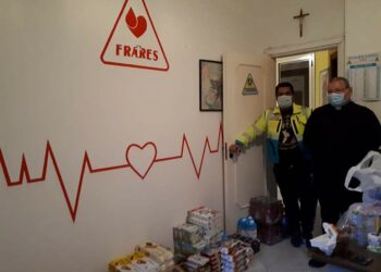 Supermercato dona 80 buoni spesa alle Parrocchie di Santa Maria De Plateis e San Menna Martire