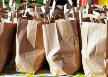 Coronavirus, il Comune di Strongoli inizia a distribuire i “buoni spesa”: 112 le domande presentate, 22 escluse