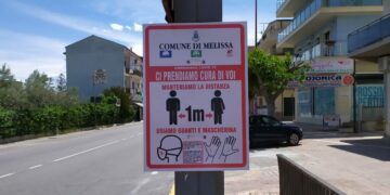 Al Comune di Melissa arriva la segnaletica anti-covid, piccoli passi verso la Fase 2
