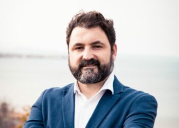 Andrea Correggia è il candidato sindaco del M5S al Comune di Crotone