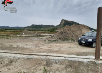 Belvedere Spinello: Scoperta un’estesa escavazione abusiva di materiali inerti nella valle del fiume Neto