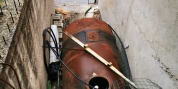 Casabona: Smaltivano irregolarmente reflui di frantoi oleari, due persone denunciate