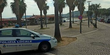 Oggi e domani il lungomare di Crotone “chiuso” al transito veicolare